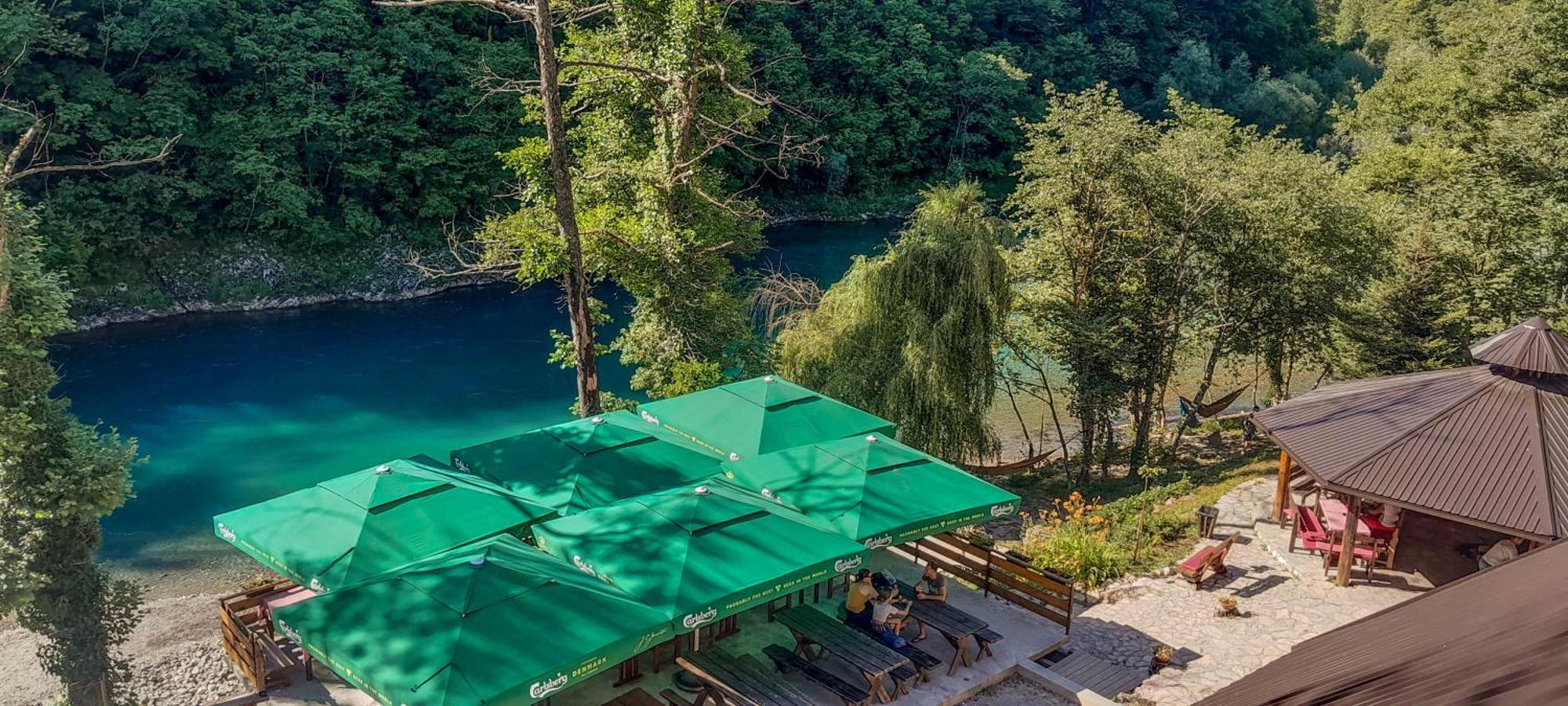 Rafting Camp Encijan Hotel Foca Kültér fotó