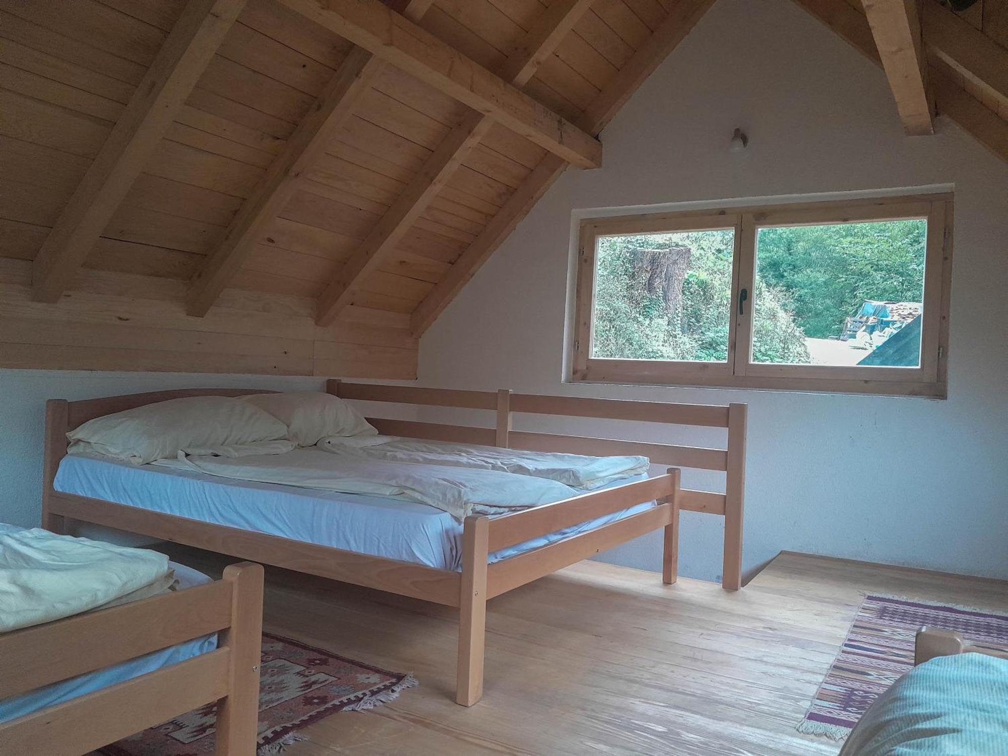 Rafting Camp Encijan Hotel Foca Kültér fotó