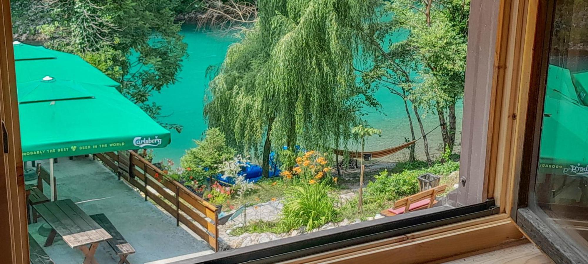 Rafting Camp Encijan Hotel Foca Kültér fotó