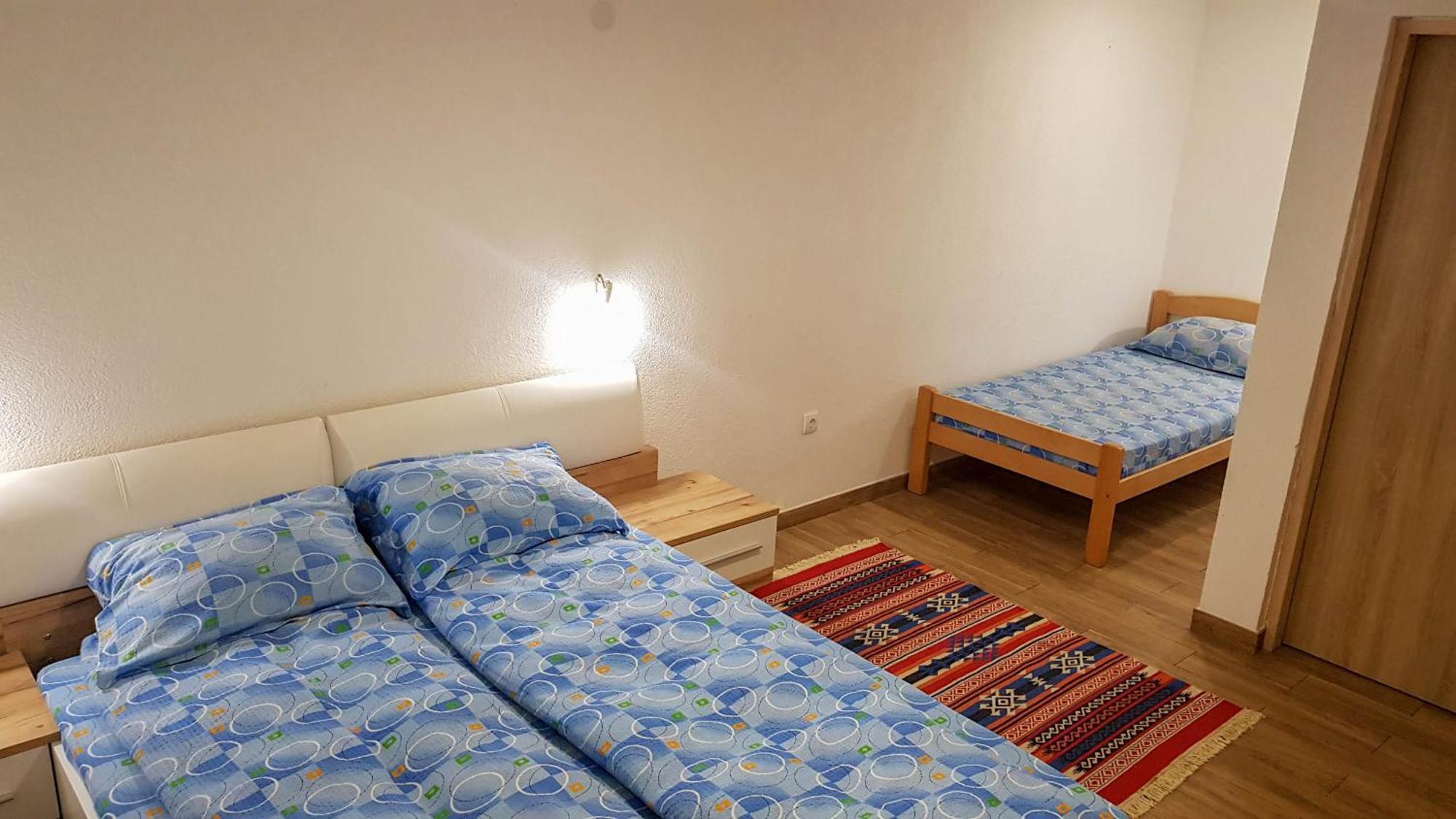 Rafting Camp Encijan Hotel Foca Szoba fotó