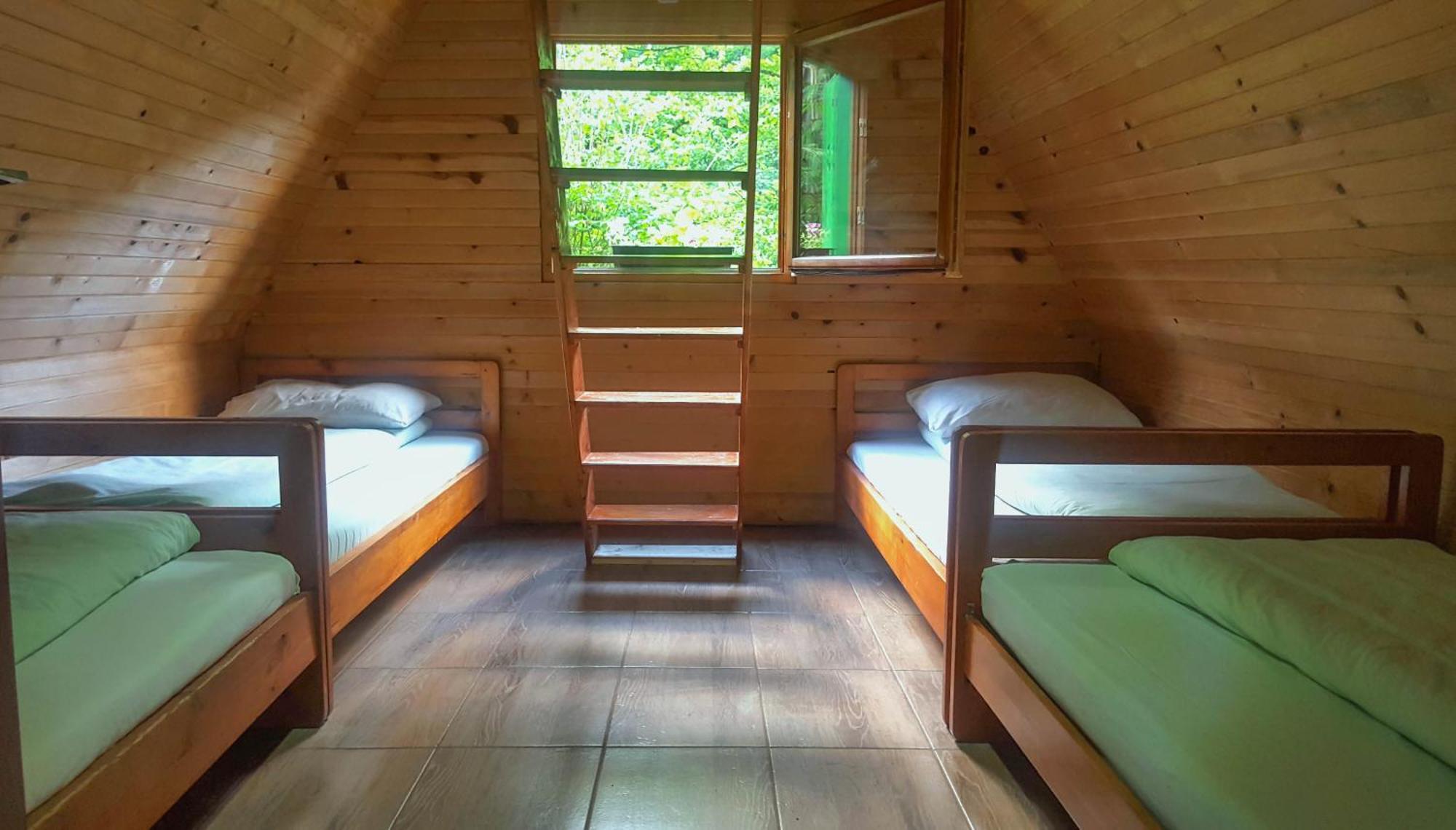 Rafting Camp Encijan Hotel Foca Szoba fotó
